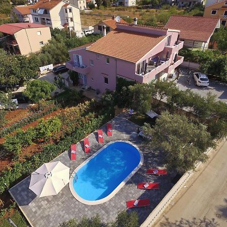 Apartment With Private Pool Sukošan 외부 사진