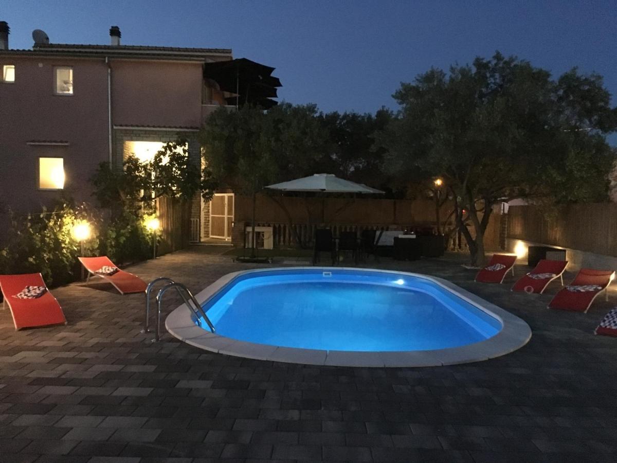 Apartment With Private Pool Sukošan 외부 사진