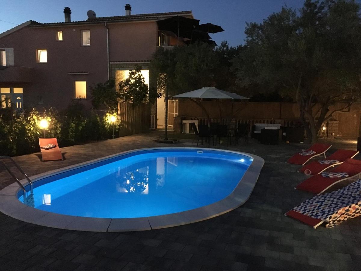 Apartment With Private Pool Sukošan 외부 사진