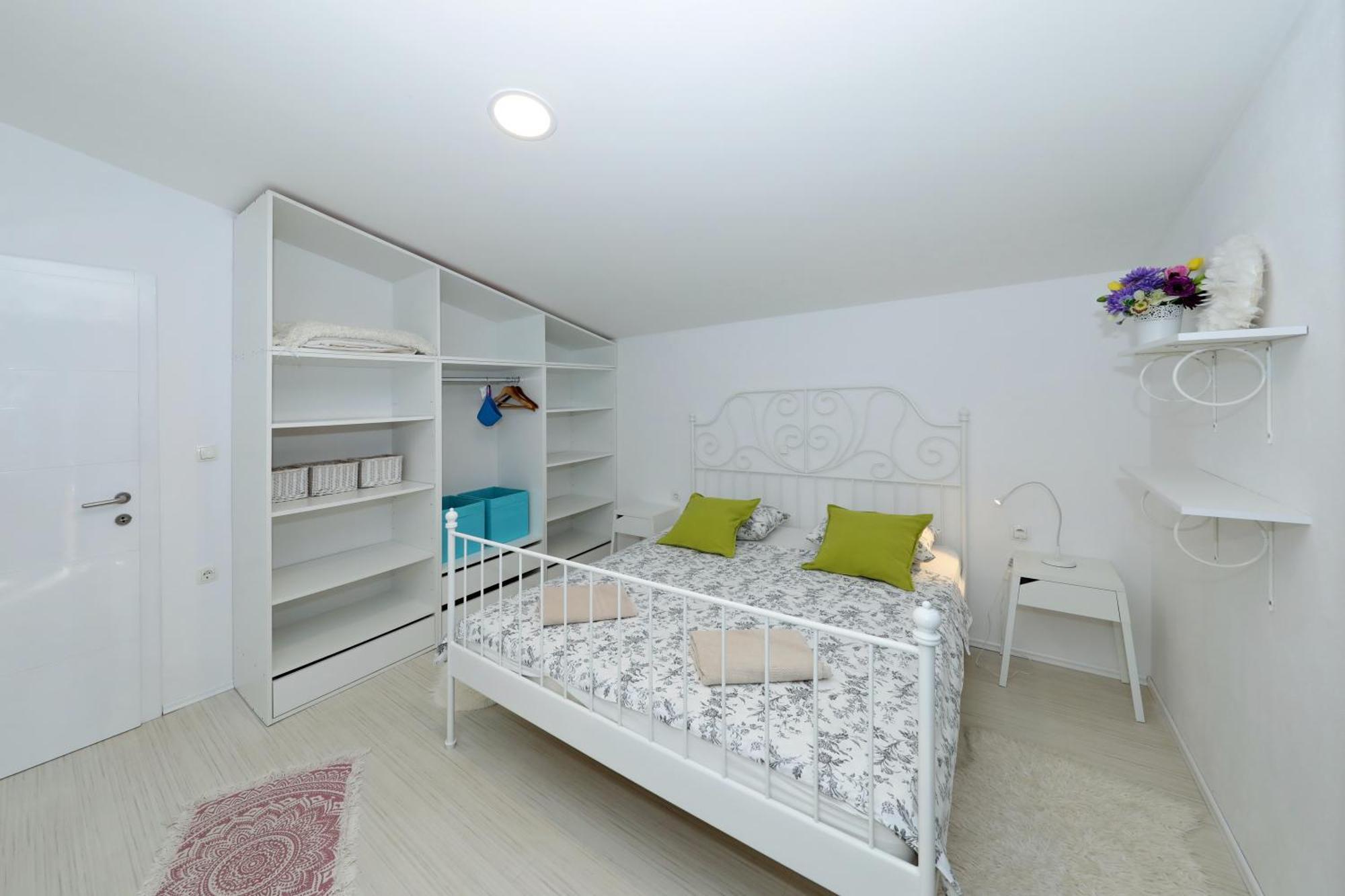 Apartment With Private Pool Sukošan 외부 사진