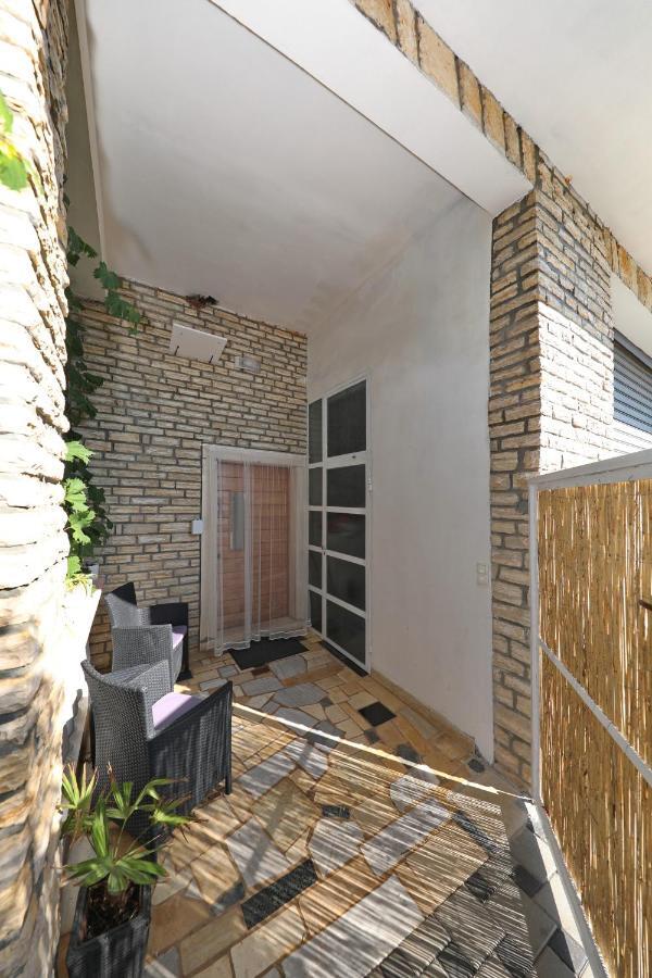 Apartment With Private Pool Sukošan 외부 사진